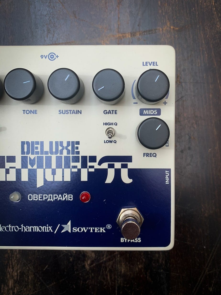 Electro-Harmonix Sovtek Deluxe Big Muff Pi - Kauffmann's Guitar Store