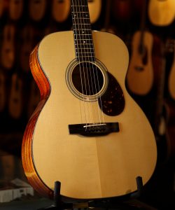 where are eastman acoustic guitars made