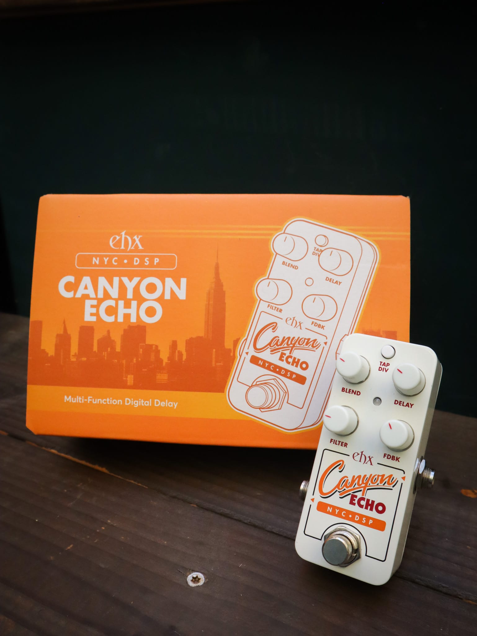 Electro-Harmonix Pico Canyon Echo - Kauffmann's Guitar Store