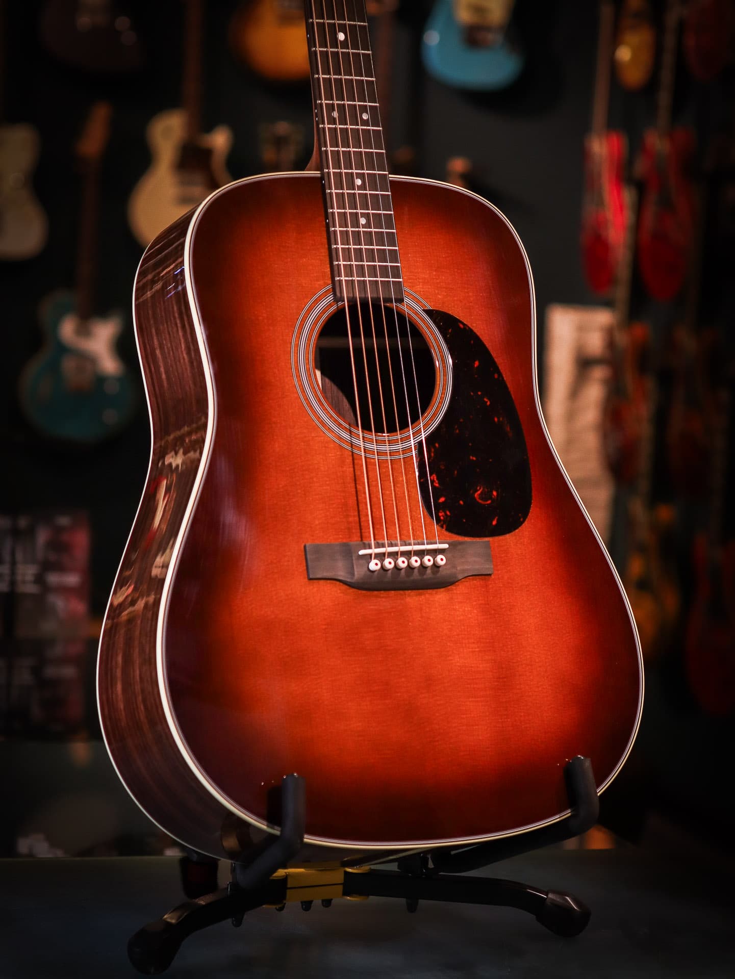 Martin D-28 Ambertone - Kauffmann's Guitar Store