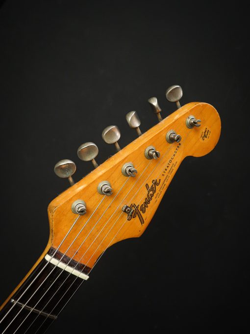 1965 Fender Stratocaster - Image 16